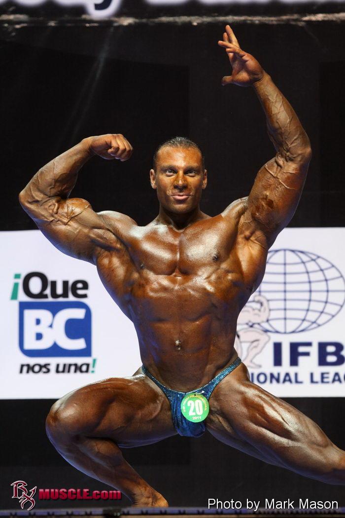 Daniele  Seccarecci - IFBB Tijuana Pro 2011 - #1