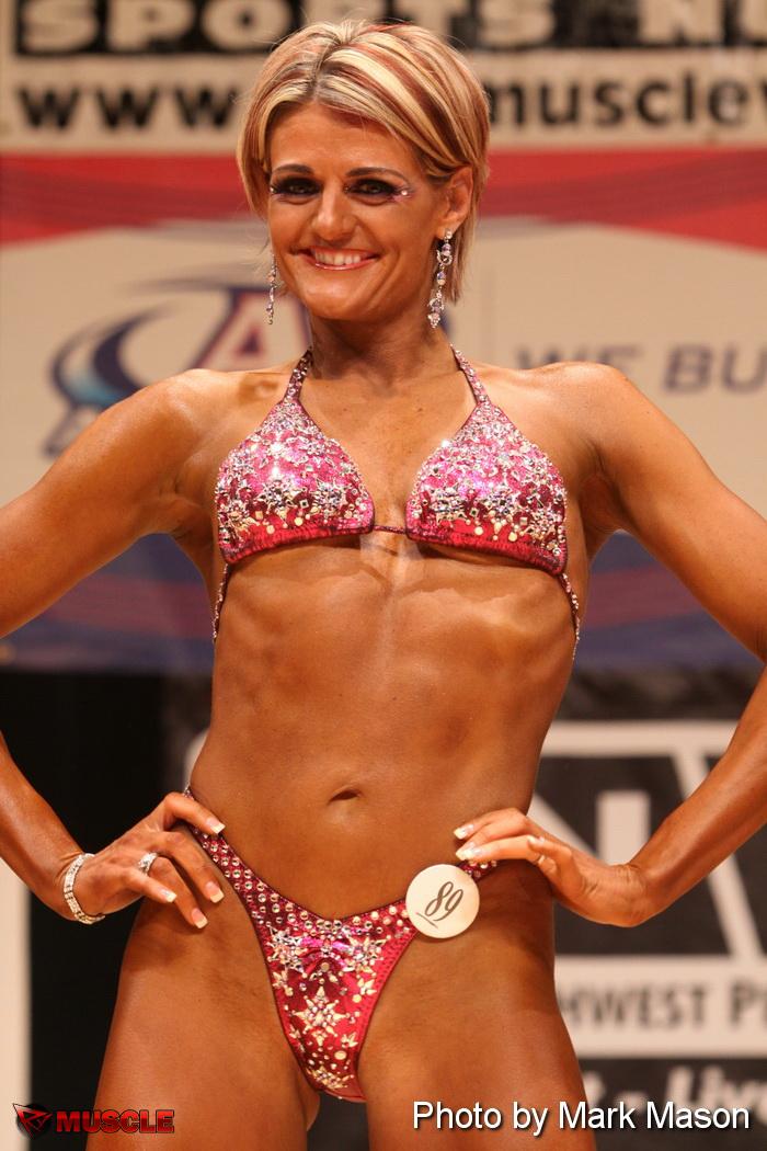 Bodybuilder Lisa Kennedy. 