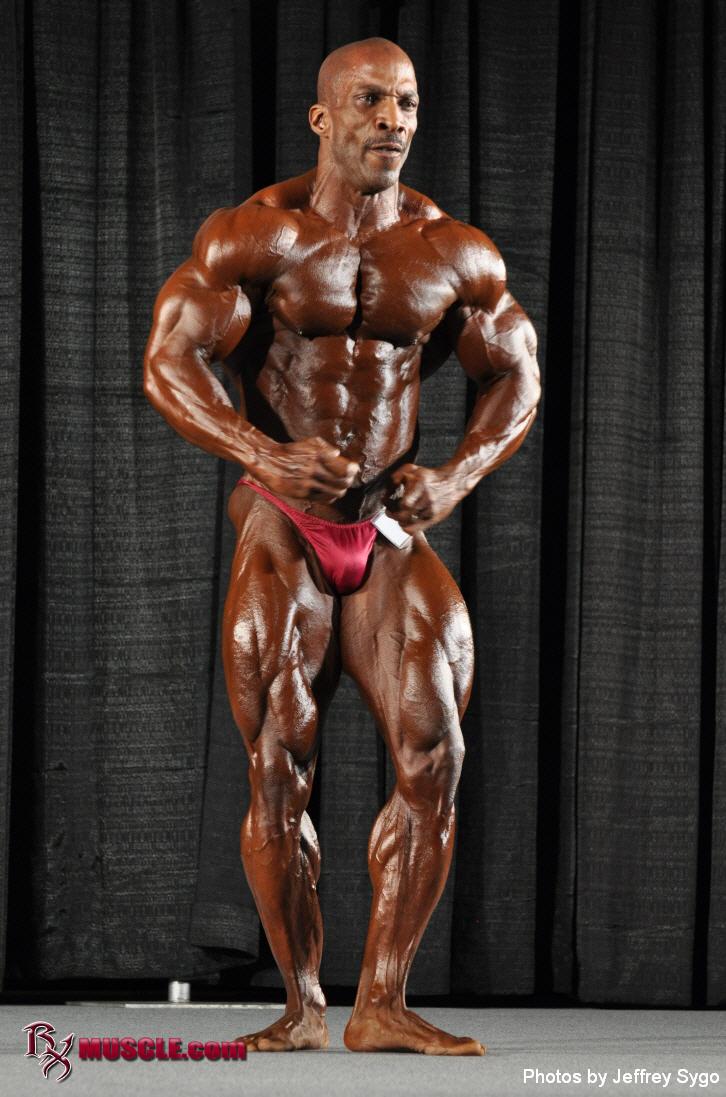 Lawrence   Hunt - IFBB John Simmons Pro 2010 - #1