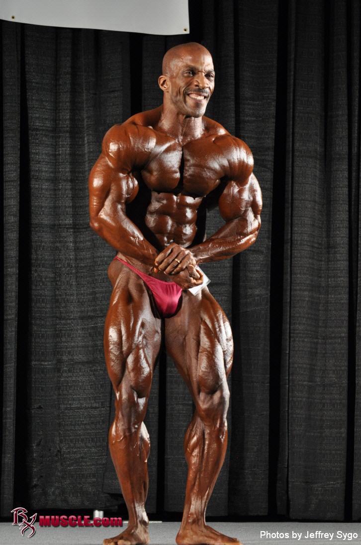 Lawrence   Hunt - IFBB John Simmons Pro 2010 - #1