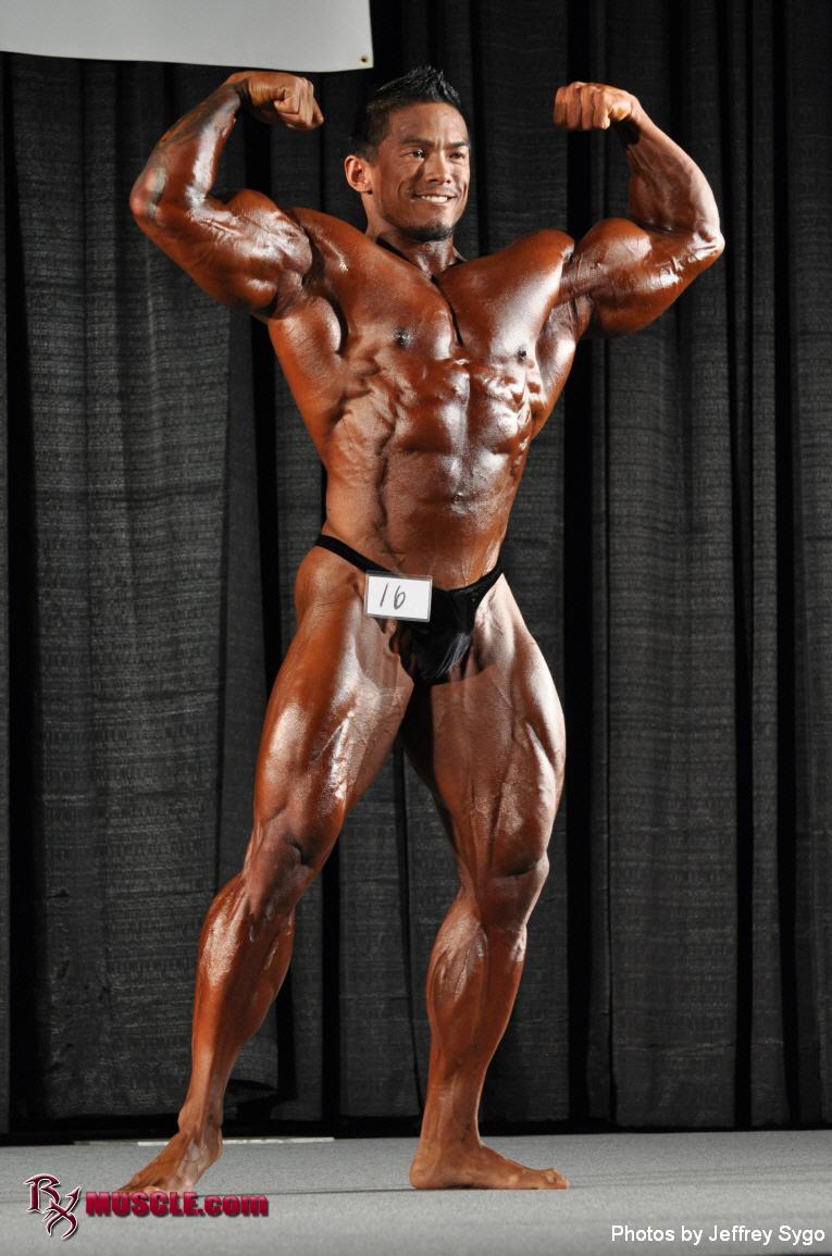 Stan  McQuay - IFBB John Simmons Pro 2010 - #1