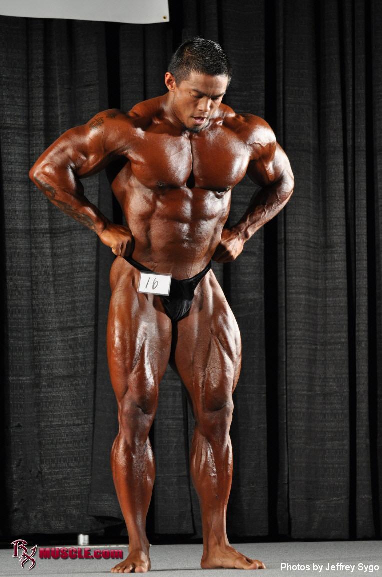 Stan  McQuay - IFBB John Simmons Pro 2010 - #1