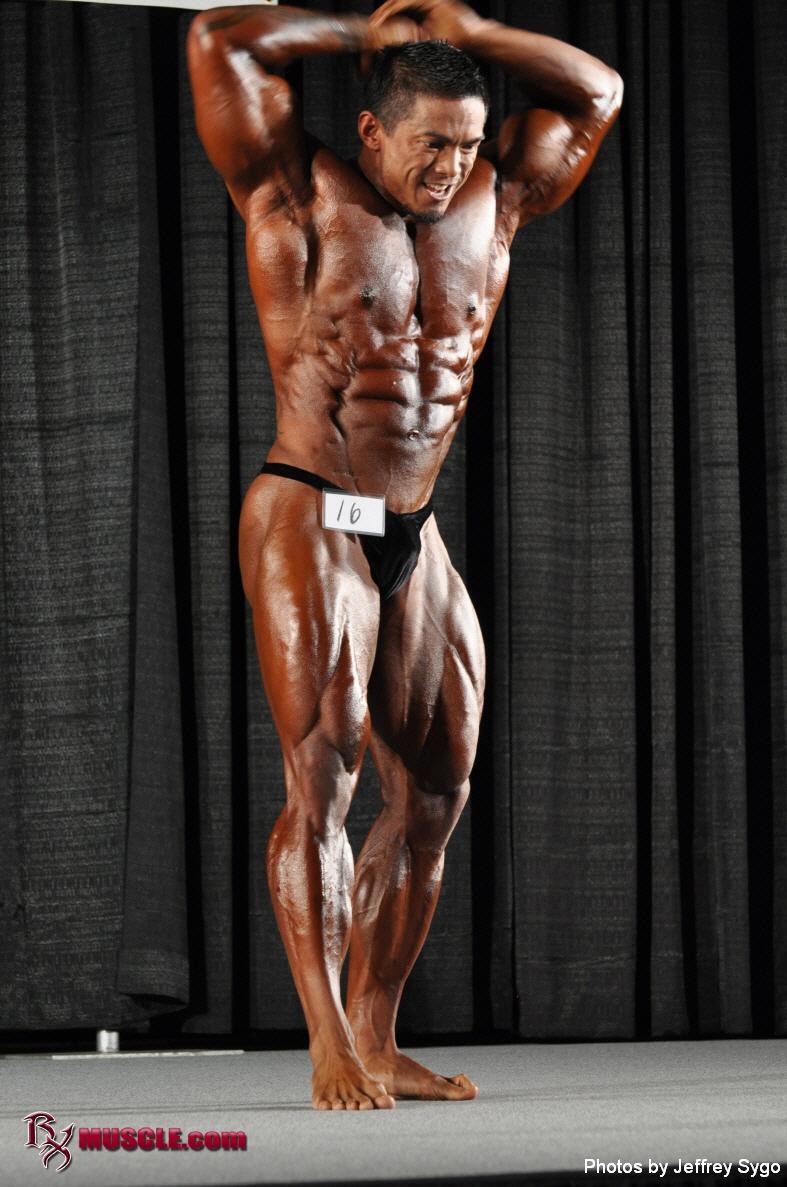 Stan  McQuay - IFBB John Simmons Pro 2010 - #1