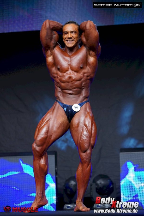 Giovanni  Azpeitia - IFBB Prague Pro 2015 - #1