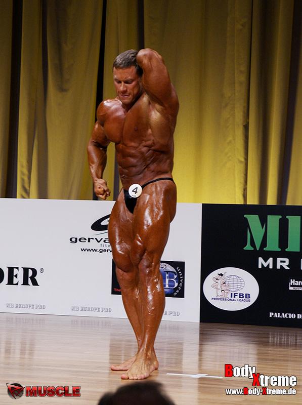 Leonid  Istomin - IFBB Mr Europe Pro 2012 - #1