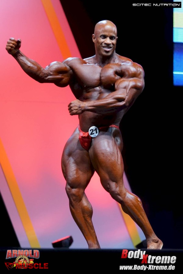 Victor  Martinez - IFBB Arnold Europe 2015 - #1