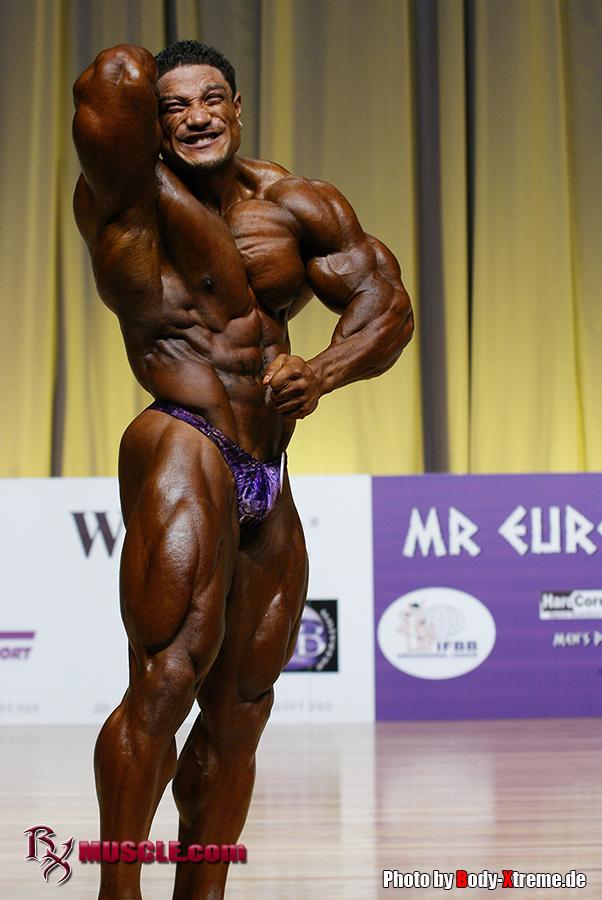 Roelly   Winklaar - IFBB Mr Europe Pro 2011 - #1