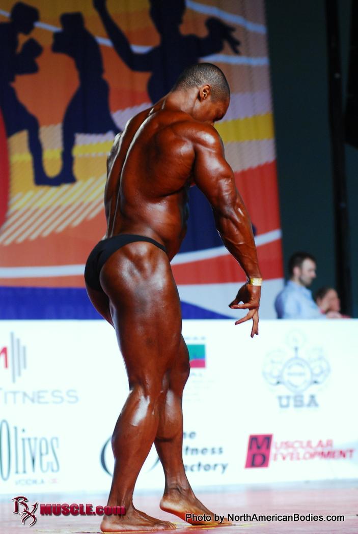 Esequiel  Coneicao - IFBB Arnold Amateur 2012 - #1