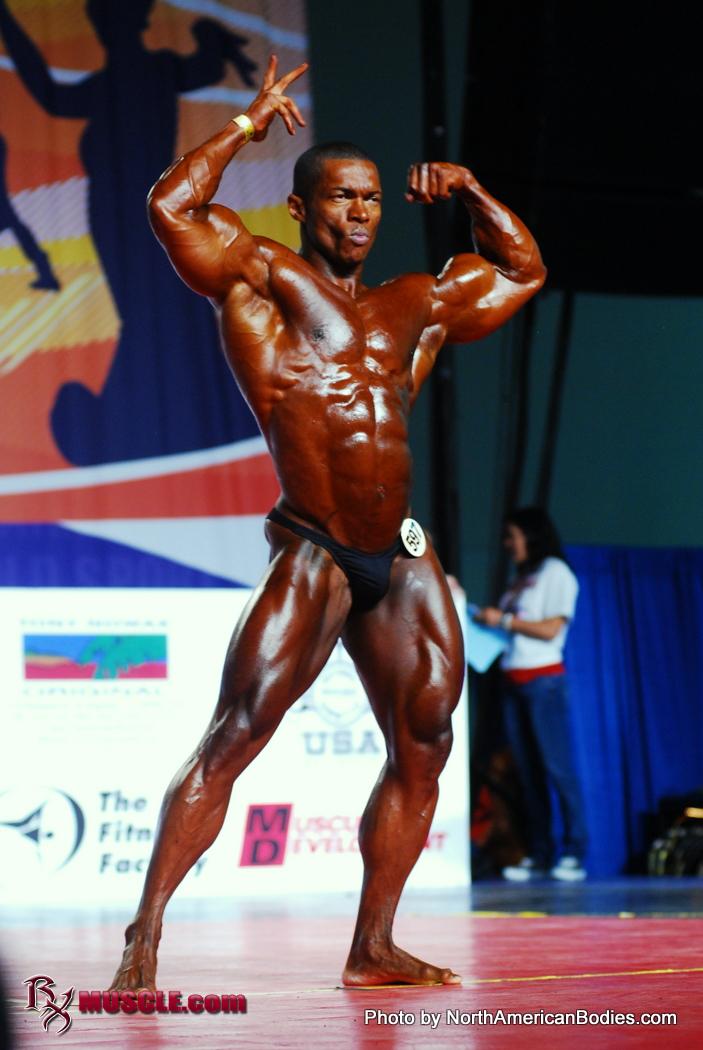 Esequiel  Coneicao - IFBB Arnold Amateur 2012 - #1