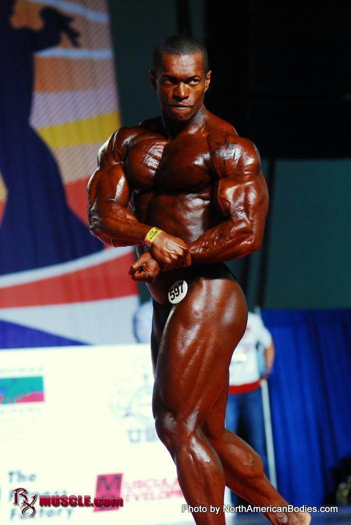 Esequiel  Coneicao - IFBB Arnold Amateur 2012 - #1