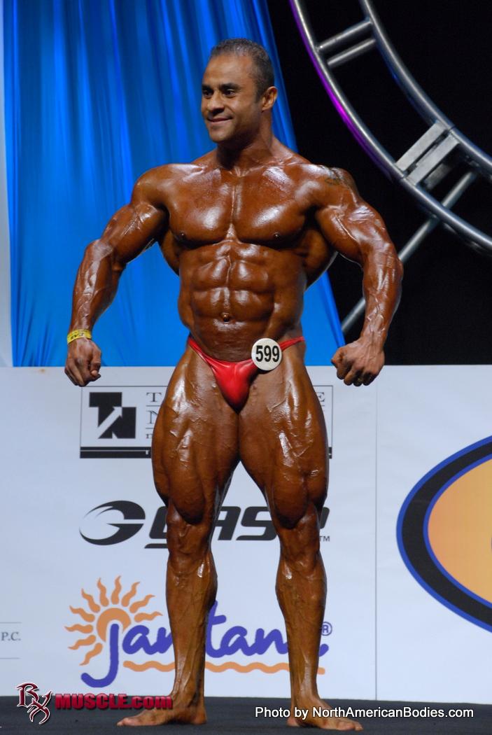 Charles  Soares - IFBB Arnold Amateur 2012 - #1