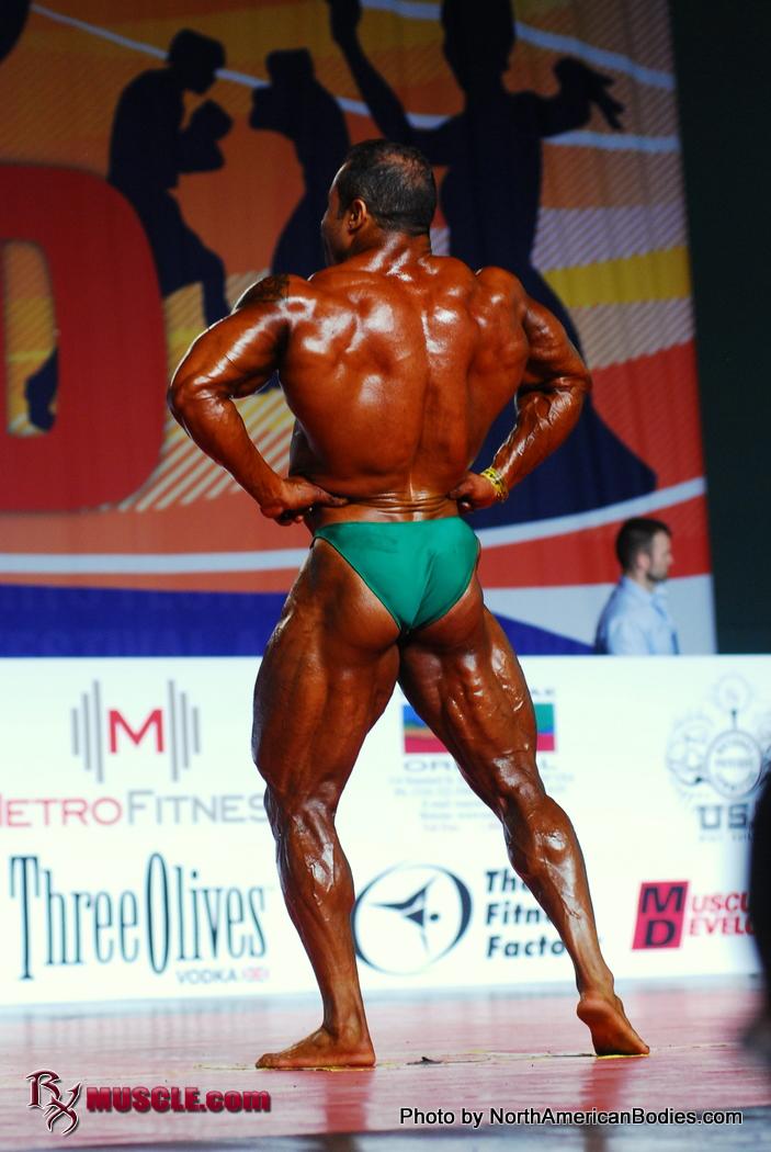 Charles  Soares - IFBB Arnold Amateur 2012 - #1