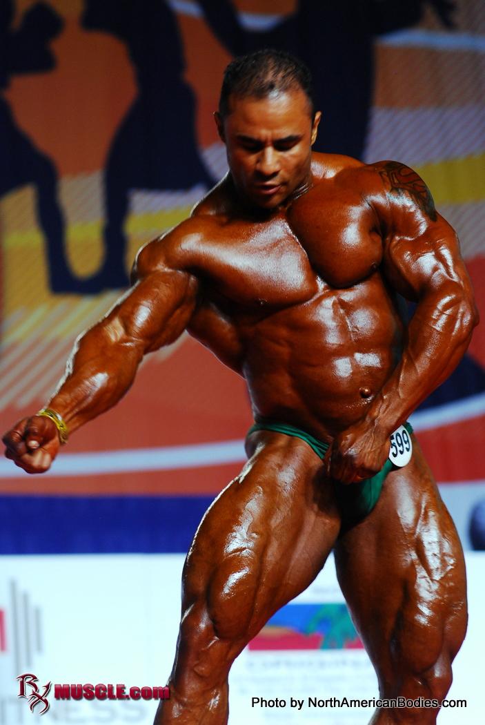 Charles  Soares - IFBB Arnold Amateur 2012 - #1