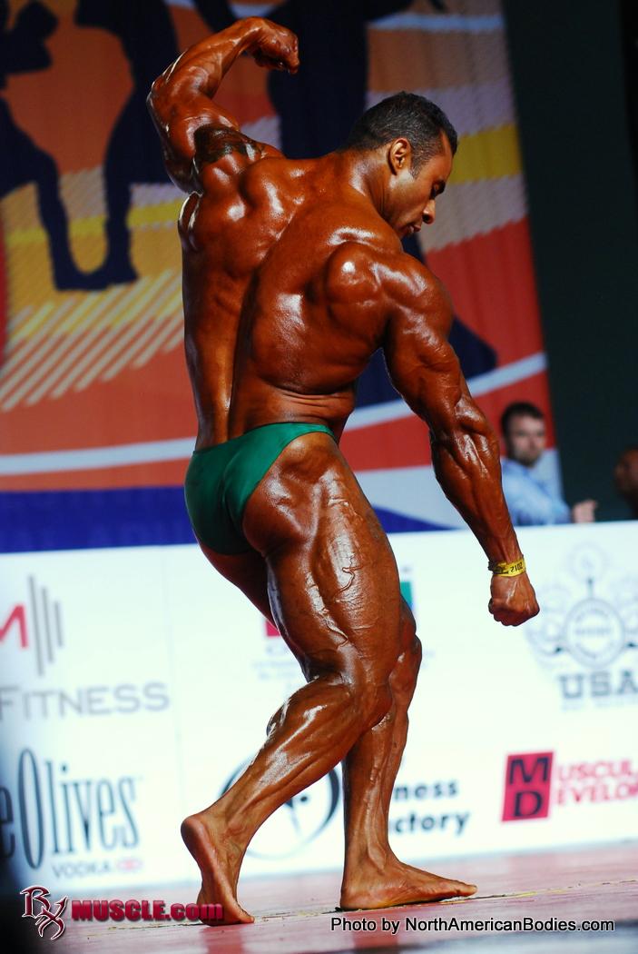 Charles  Soares - IFBB Arnold Amateur 2012 - #1