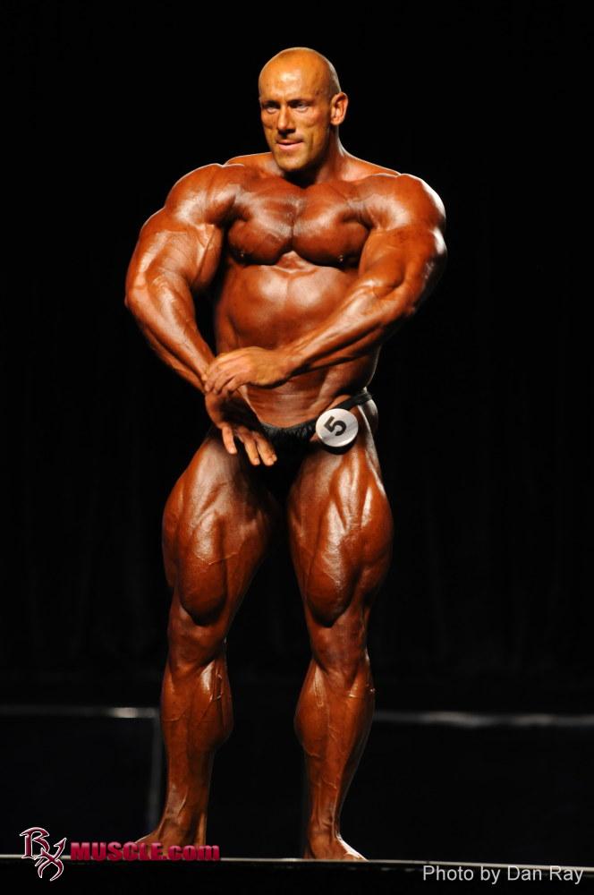 Robert  Burneika - IFBB Olympia 2011 - #1