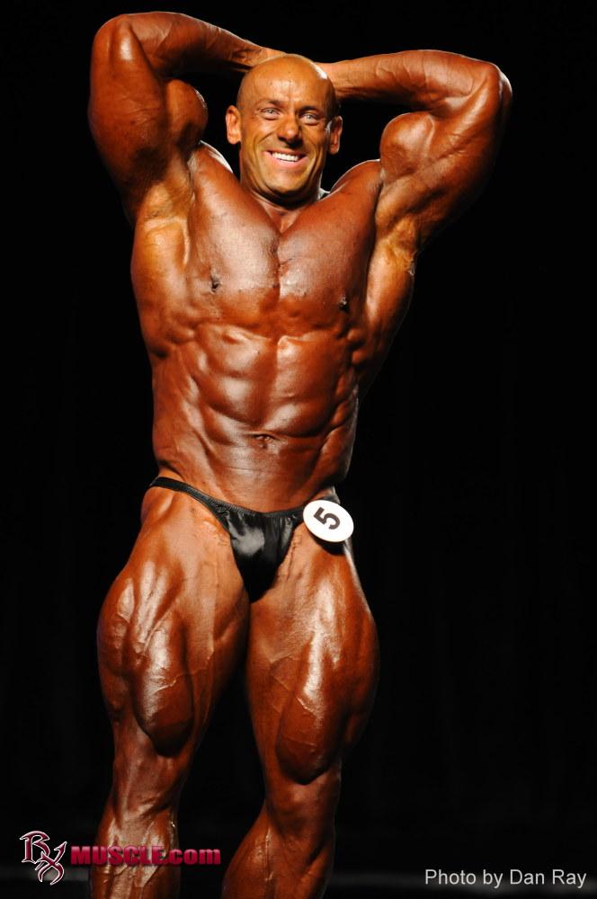 Robert  Burneika - IFBB Olympia 2011 - #1