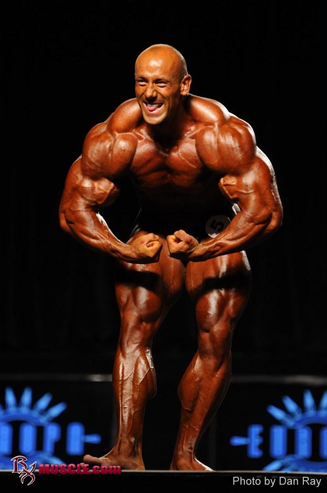 Robert  Burneika - IFBB Olympia 2011 - #1