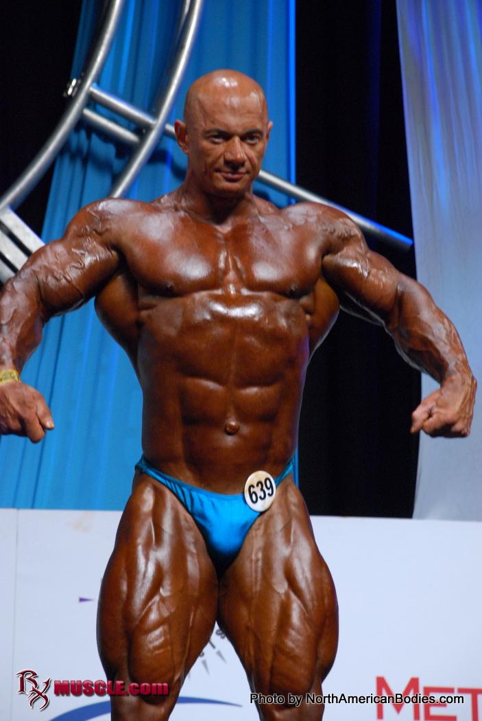 Oleksandr  Slobodyanyuk - IFBB Arnold Amateur 2012 - #1