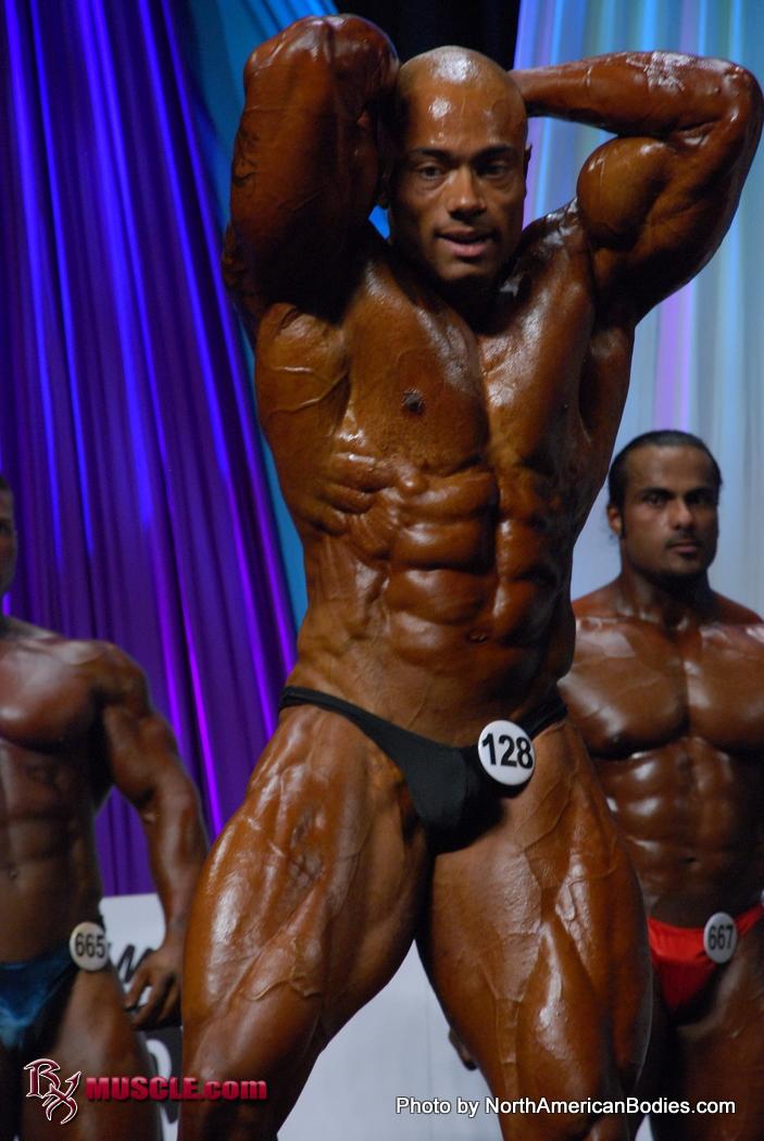 Julio    Cesar Balestrin - IFBB Arnold Amateur 2012 - #1