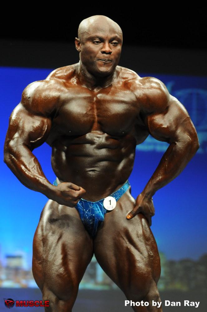 Mike  Asiedu - IFBB Toronto Pro Supershow 2012 - #1