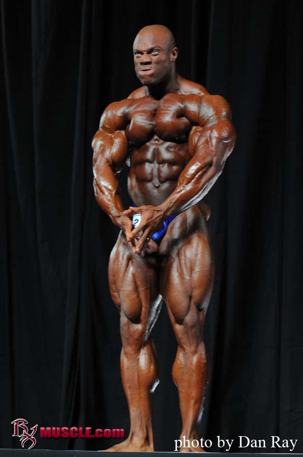 Phil  Heath - IFBB Arnold Classic 2010 - #1