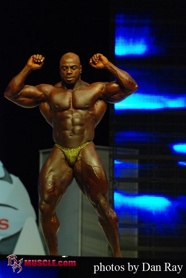 Toney  Freeman - IFBB Olympia 2009 - #1