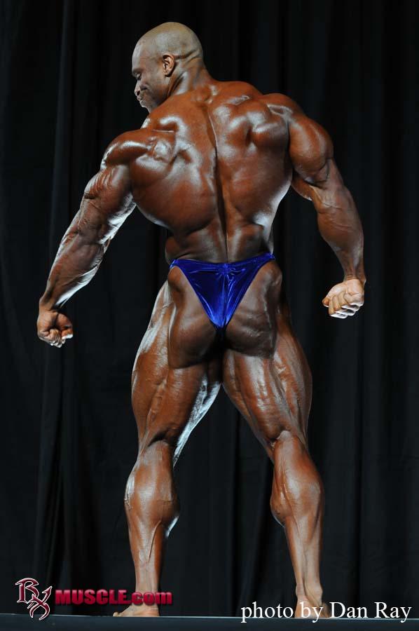 Phil  Heath - IFBB Arnold Classic 2010 - #1