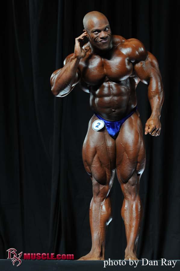 Phil  Heath - IFBB Arnold Classic 2010 - #1