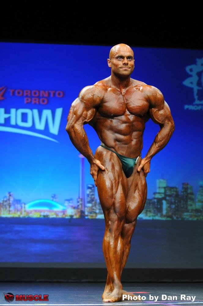 Lukas  Osladil - IFBB Toronto Pro Supershow 2012 - #1