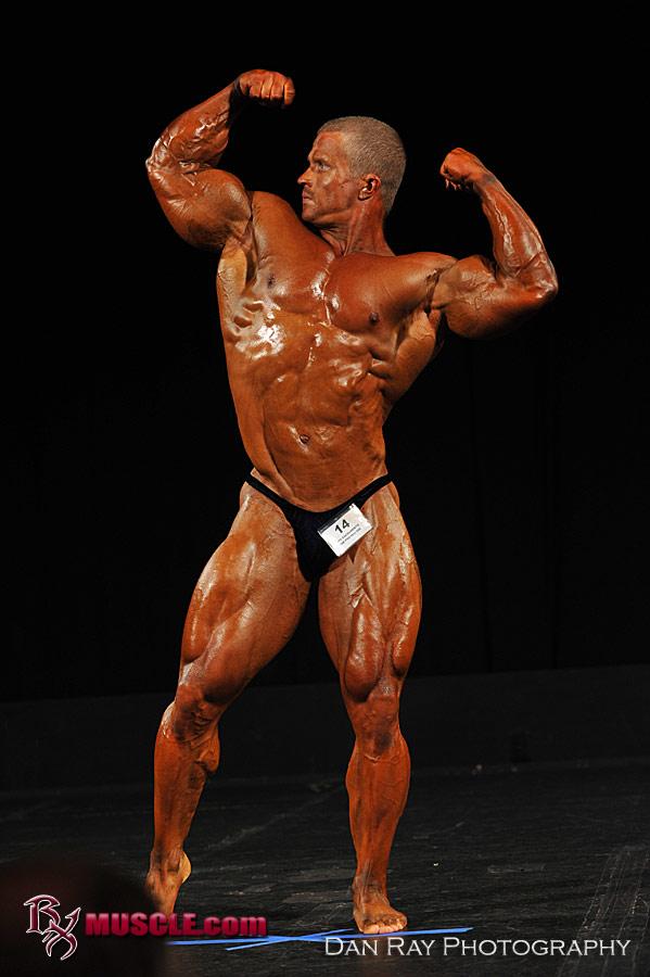 Peter  Putnam - IFBB Sacramento Pro  2010 - #1