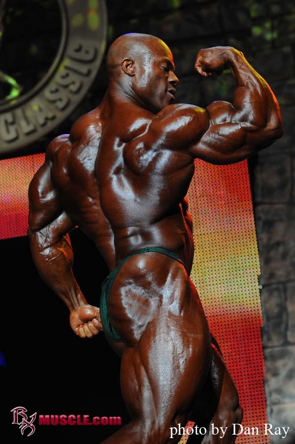 Phil  Heath - IFBB Arnold Classic 2010 - #1