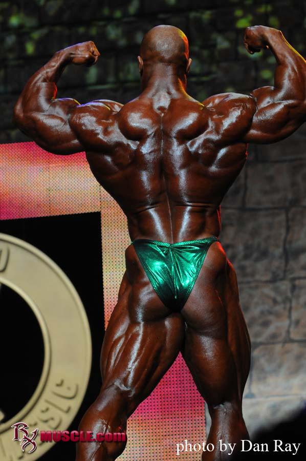 Phil  Heath - IFBB Arnold Classic 2010 - #1