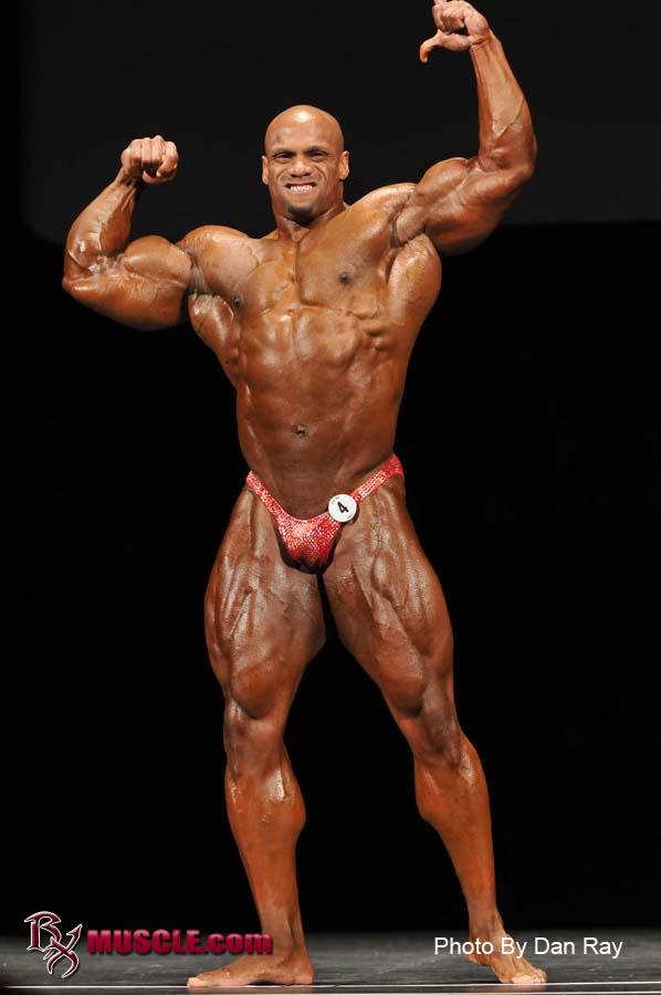 Lionel  Brown - IFBB Wings of Strength Tampa  Pro 2009 - #1