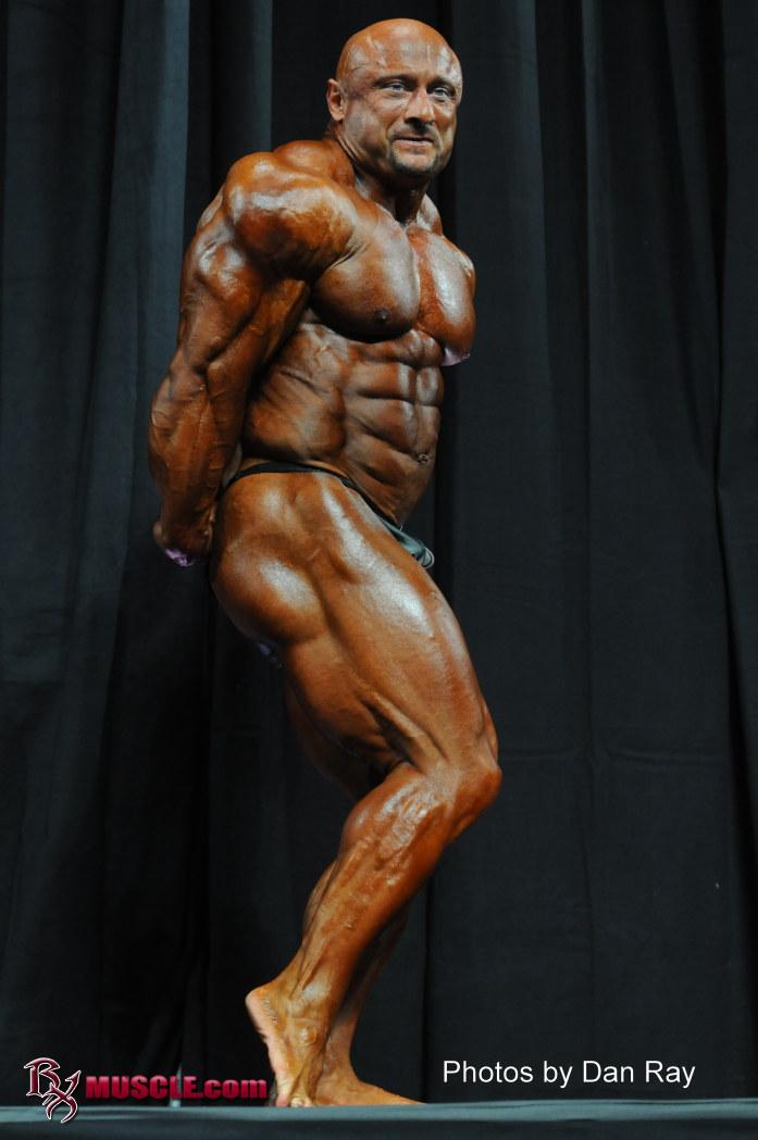 Robert  Piotrkowicz - IFBB Arnold Classic 2011 - #1