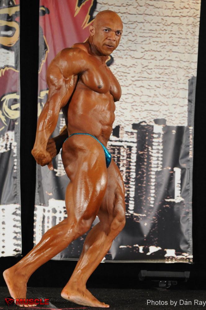 Valentin  Jabes - IFBB Wings of Strength Chicago Pro 2012 - #1