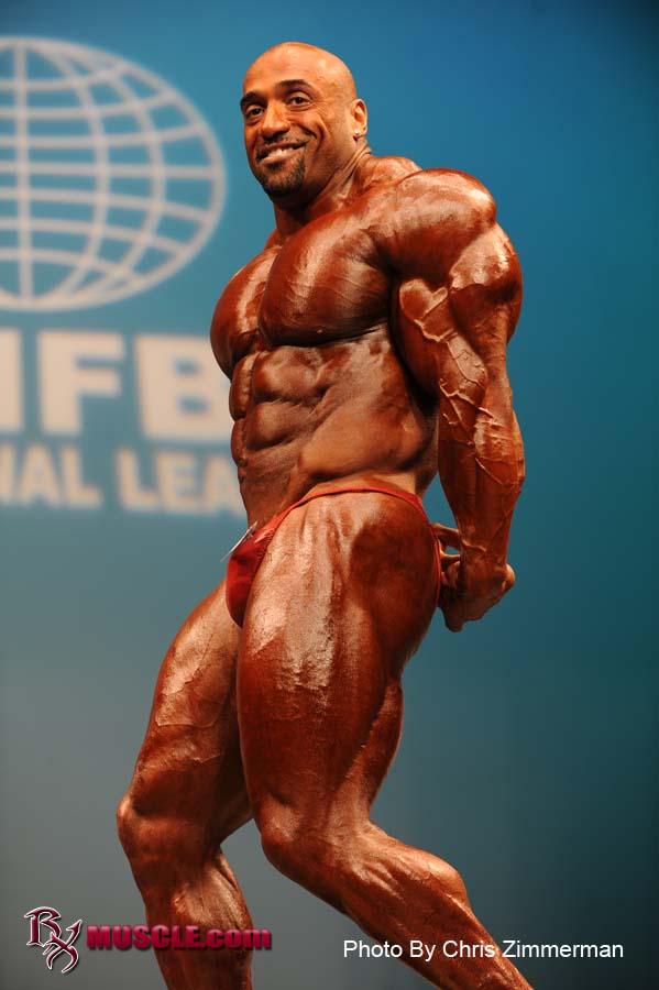 Dennis  James - IFBB New York Pro 2009 - #1