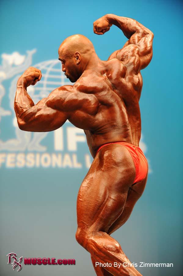 Dennis  James - IFBB New York Pro 2009 - #1