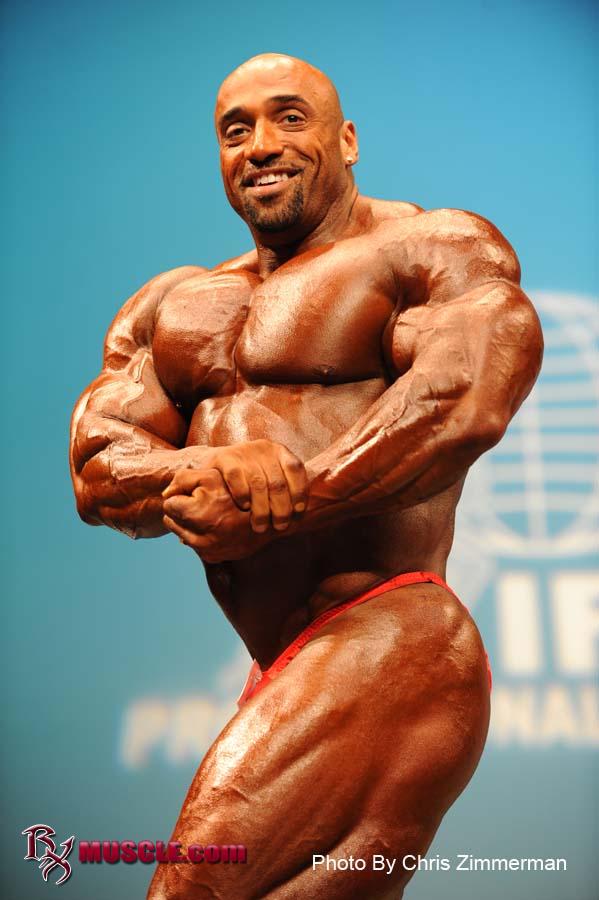 Dennis  James - IFBB New York Pro 2009 - #1