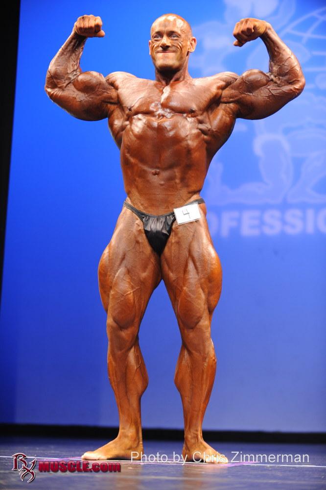 Robert  Burneika - IFBB New York Pro 2011 - #1