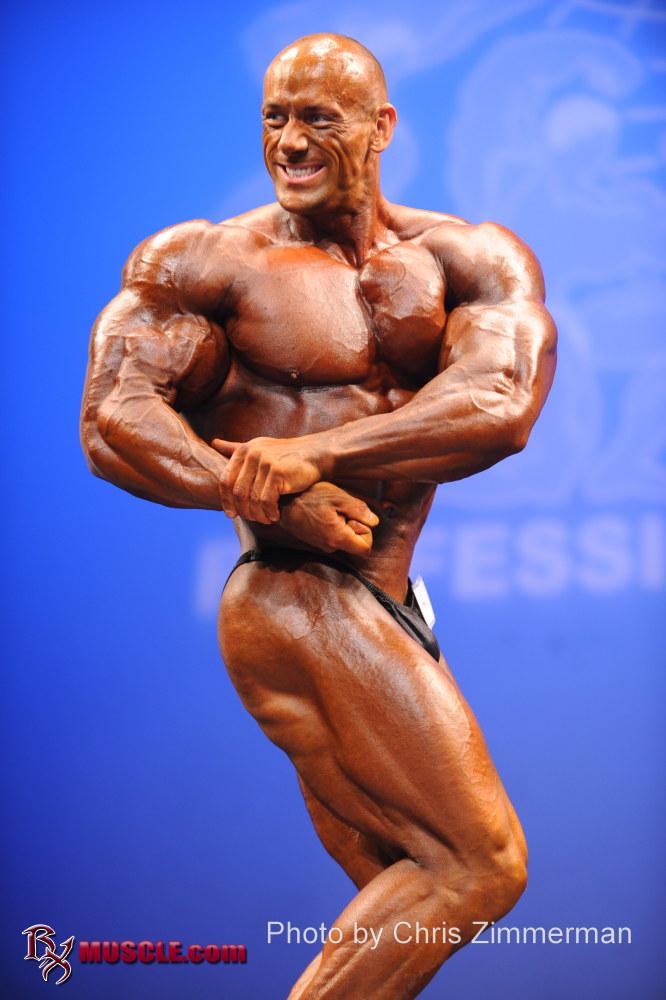Robert  Burneika - IFBB New York Pro 2011 - #1