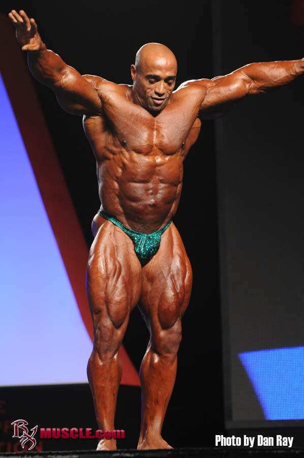 Dennis  James - IFBB Olympia 2010 - #1