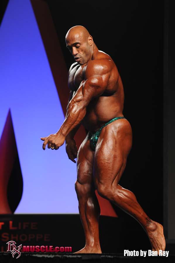 Dennis  James - IFBB Olympia 2010 - #1