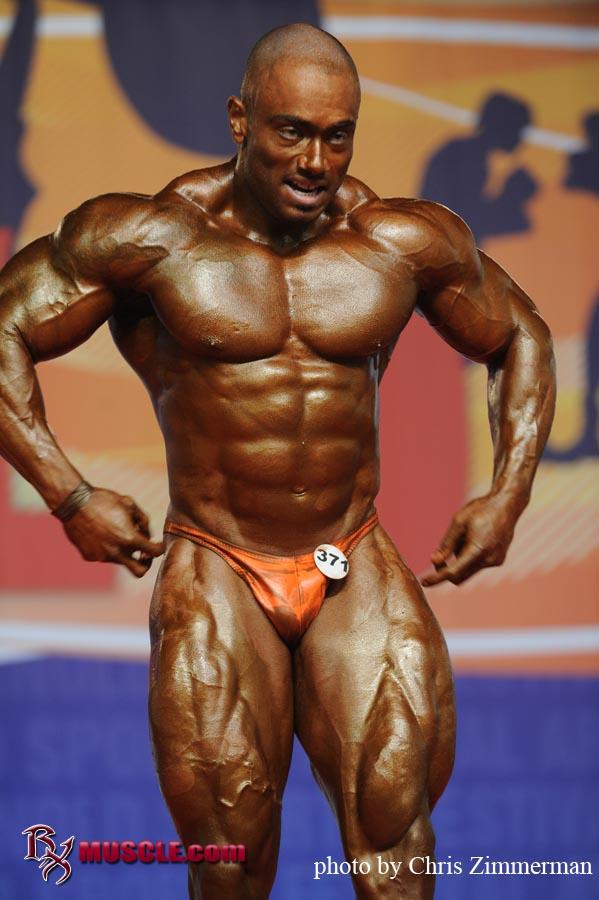 Julio    Cesar Balestrin - IFBB Arnold Amateur 2010 - #1