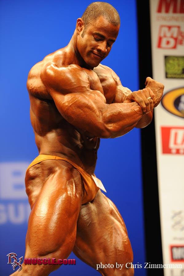 Manuel  Romero - IFBB New York Pro 2010 - #1