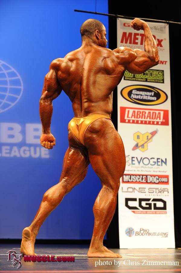 Manuel  Romero - IFBB New York Pro 2010 - #1