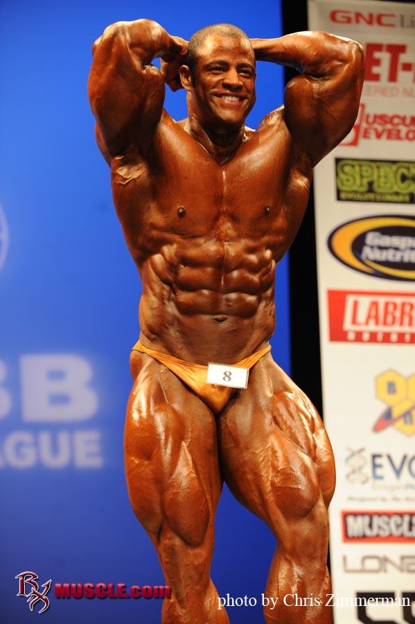 Manuel  Romero - IFBB New York Pro 2010 - #1