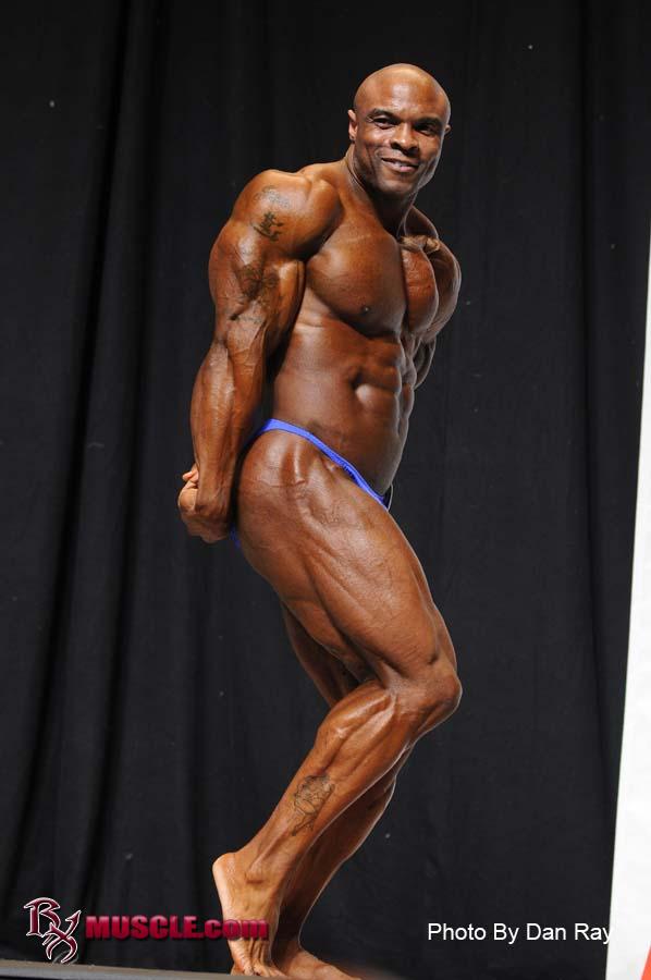 Shaun   Crump - NPC USA 2009 - #1