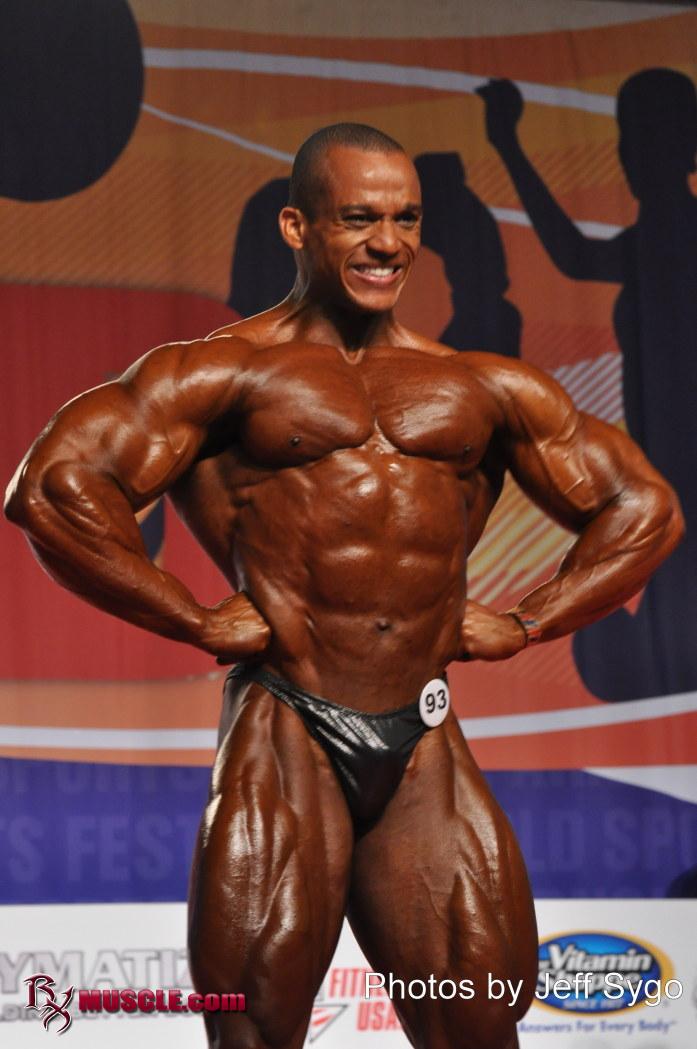 Gilmar De Souza  Silva - IFBB Arnold Amateur 2011 - #1