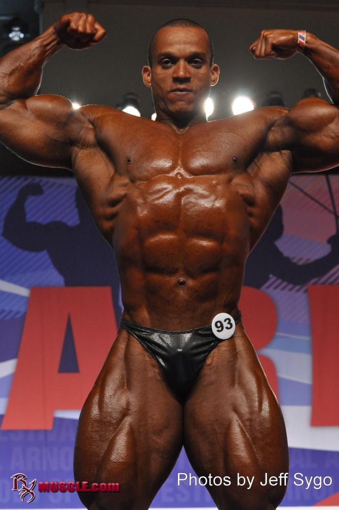 Gilmar De Souza  Silva - IFBB Arnold Amateur 2011 - #1