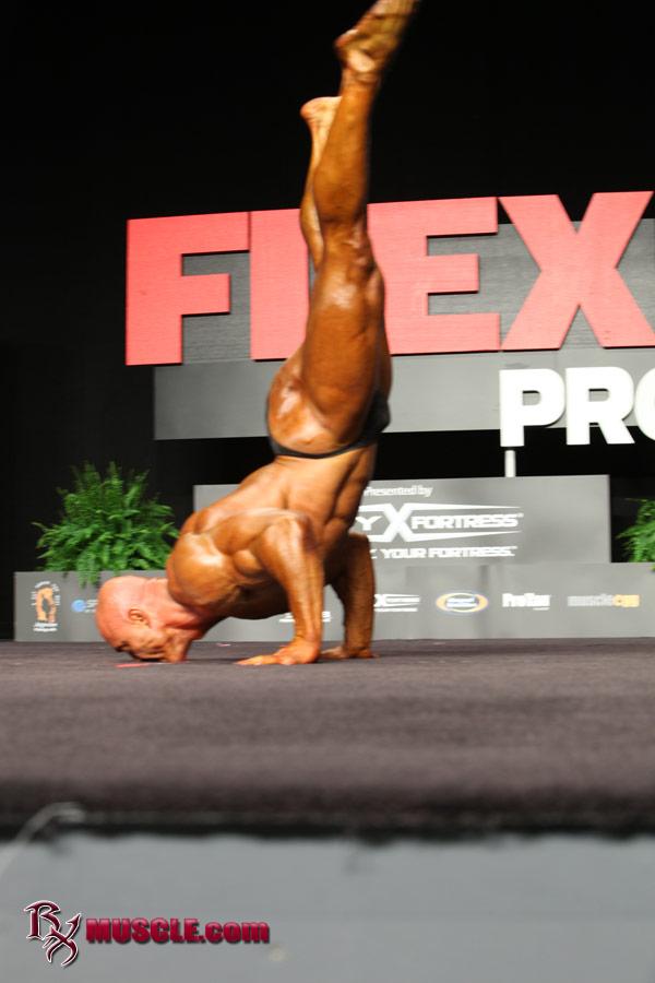 Vladimir   Sizov - IFBB FLEX Pro  2012 - #1